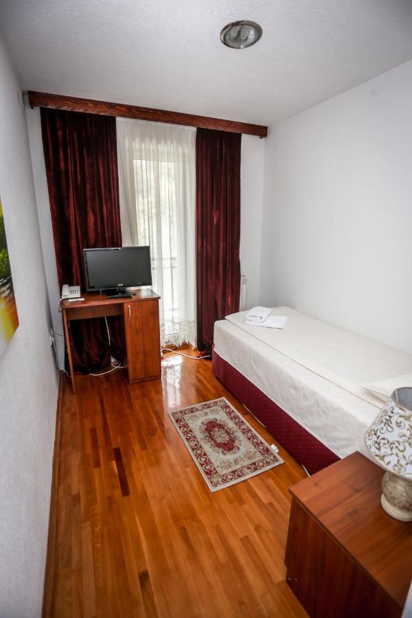 Hotel Bob Сараево Экстерьер фото